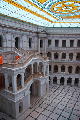 Universidad Politécnica Varsovia